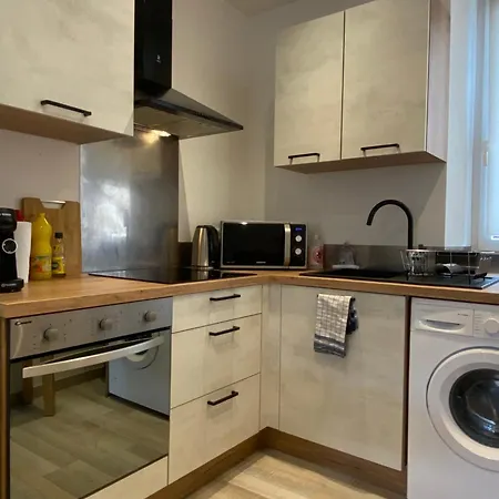 Verger - Parking Gratuit - Calme Apartment